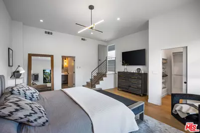 8309 Yucca Trl, Los Angeles, CA 90046 - Photo 25