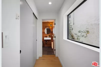 8309 Yucca Trl, Los Angeles, CA 90046 - Photo 33