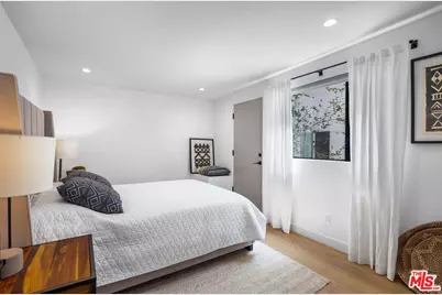8309 Yucca Trl, Los Angeles, CA 90046 - Photo 21