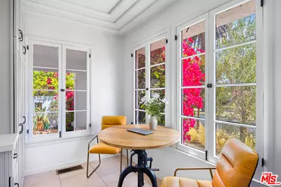 1663 S Genesee Ave, Los Angeles, CA 90019 - Photo 11