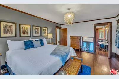 1812 S Bronson Ave, Los Angeles, CA 90019 - Photo 33