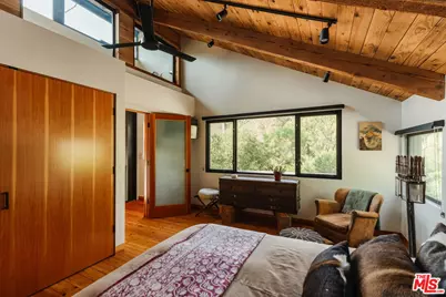 20605 Cheney Dr, Topanga, CA 90290 - Photo 25