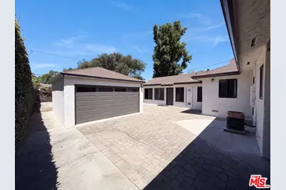 4421 Stanbridge Ave, Long Beach, CA 90808 - Photo 5