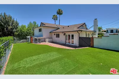6051 Sadring Ave, Los Angeles, CA 91367 - Photo 29