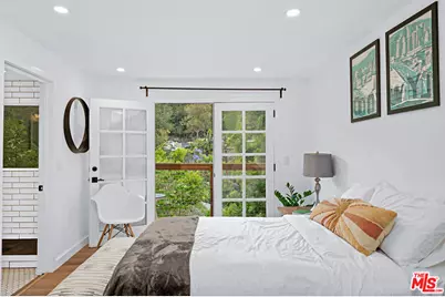 6331 Grape Pl, Los Angeles, CA 90068 - Photo 11