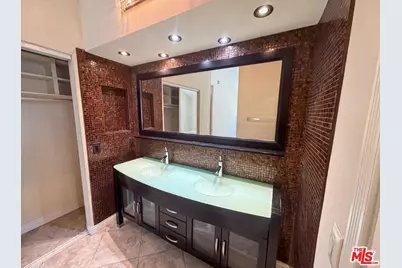 28061 Virginia, Mission Viejo, CA 92692 - Photo 17