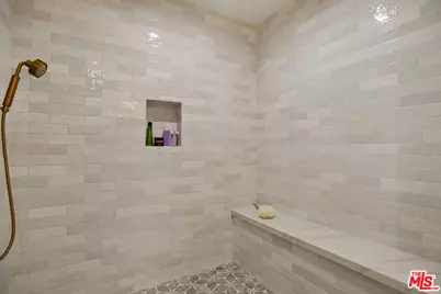 7250 Franklin Ave #616, Los Angeles, CA 90046 - Photo 25