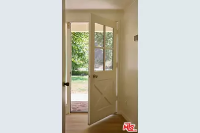 603 Hightree Rd, Los Angeles, CA 90402 - Photo 19