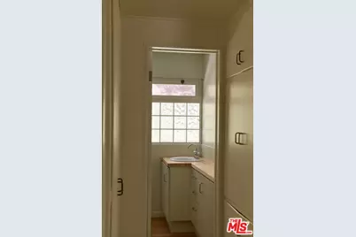 603 Hightree Rd, Los Angeles, CA 90402 - Photo 15