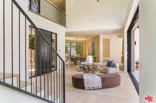 1749 Mandeville Ln, Los Angeles, CA 90049 - Photo 33