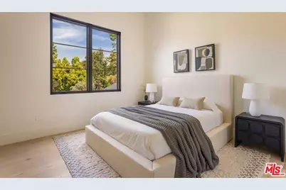 1749 Mandeville Ln, Los Angeles, CA 90049 - Photo 51