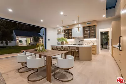 1749 Mandeville Ln, Los Angeles, CA 90049 - Photo 69