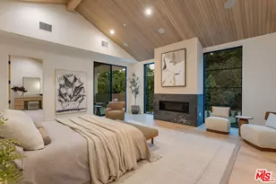 1749 Mandeville Ln, Los Angeles, CA 90049 - Photo 43