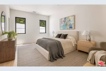 1749 Mandeville Ln, Los Angeles, CA 90049 - Photo 47