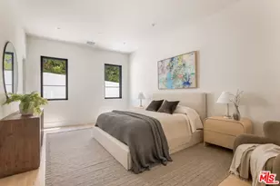 1749 Mandeville Ln, Los Angeles, CA 90049 - Photo 47