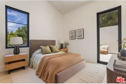 1749 Mandeville Ln, Los Angeles, CA 90049 - Photo 49