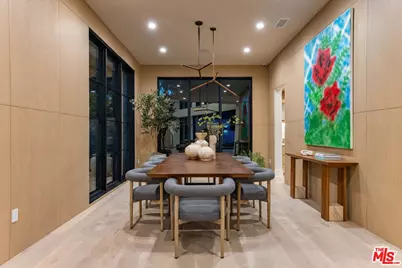 1749 Mandeville Ln, Los Angeles, CA 90049 - Photo 71