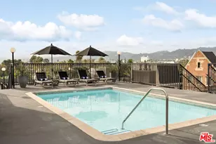 585 N Rossmore Ave, Los Angeles, CA 90004 - Photo 25
