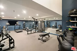 585 N Rossmore Ave, Los Angeles, CA 90004 - Photo 19