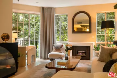 585 N Rossmore Ave #407, Los Angeles, CA 90004 - Photo 1