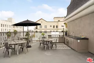 585 N Rossmore Ave, Los Angeles, CA 90004 - Photo 27