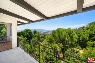 3543 Lavell Dr, Los Angeles, CA 90065 - Photo 11