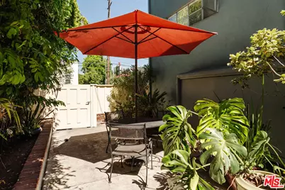 4501 Finley Ave #10, Los Angeles, CA 90027 - Photo 45