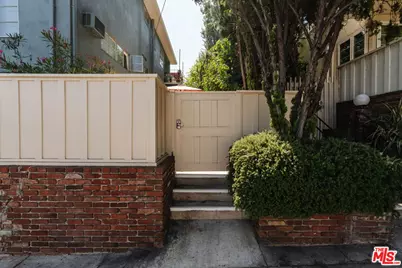4501 Finley Ave #10, Los Angeles, CA 90027 - Photo 47