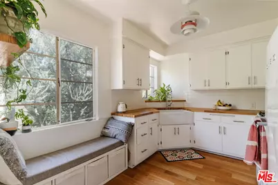 4501 Finley Ave #10, Los Angeles, CA 90027 - Photo 13