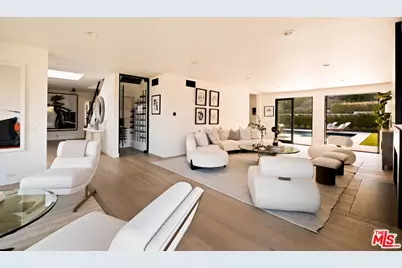 16661 Charmel Ln, Los Angeles, CA 90272 - Photo 7