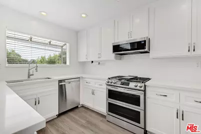 2550 S Centinela Ave #106, Los Angeles, CA 90064 - Photo 13