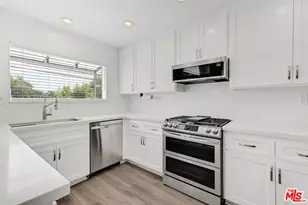 2550 S Centinela Ave, Los Angeles, CA 90064 - Photo 13