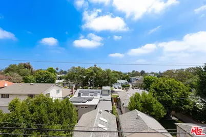 2550 S Centinela Ave #106, Los Angeles, CA 90064 - Photo 29