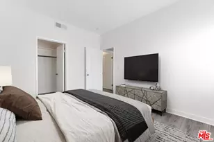2550 S Centinela Ave, Los Angeles, CA 90064 - Photo 31