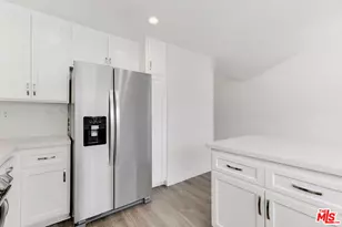 2550 S Centinela Ave, Los Angeles, CA 90064 - Photo 15