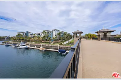 1542 Seabridge Ln, Oxnard, CA 93035 - Photo 33