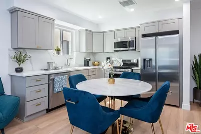 1151 S Ardmore Ave, Los Angeles, CA 90006 - Photo 9