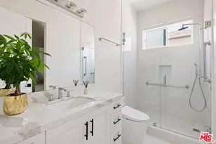 8910 W 25th St, Los Angeles, CA 90034 - Photo 23