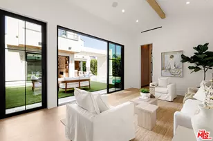 311 N Bowling Green Way, Los Angeles, CA 90049 - Photo 25