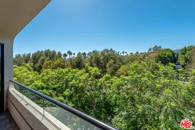 450 N Maple Dr #501, Beverly Hills, CA 90210 - Photo 33
