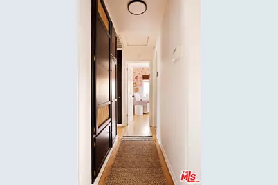 8789 Sylmar Ave, Los Angeles, CA 91402 - Photo 13