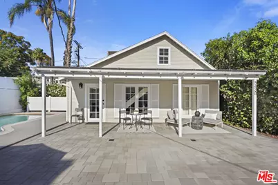 5438 Colfax Ave, Valley Village, CA 91601 - Photo 33