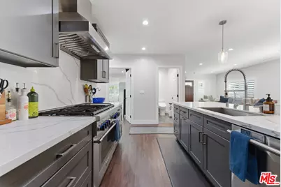 966 Worcester Ave, Pasadena, CA 91104 - Photo 19
