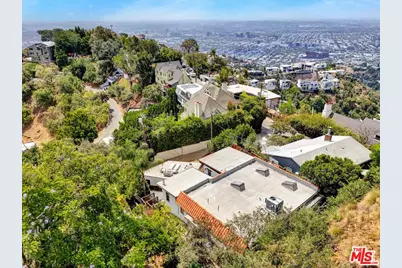 2007 Barcelona Dr, Los Angeles, CA 90046 - Photo 31