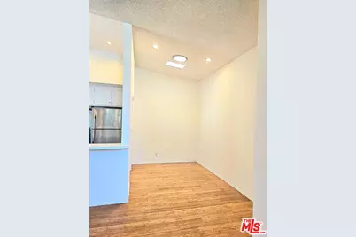 4208 Russell Ave, Los Angeles, CA 90027 - Photo 19