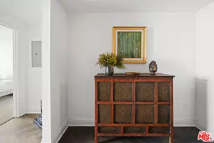 718 N Croft Ave, Los Angeles, CA 90069 - Photo 13