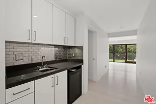 175 Barlock Ave, Los Angeles, CA 90049 - Photo 29