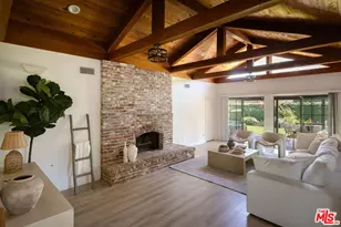 18424 Domino St, Tarzana, CA 91335 - Photo 1