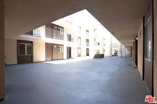 433 S Manhattan Pl, Los Angeles, CA 90020 - Photo 9
