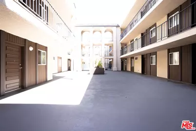 433 S Manhattan Pl #108, Los Angeles, CA 90020 - Photo 7